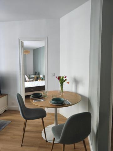 Paris 13e — rue Cantagrel — 2 pièces meublé de 36 m² entièrement  rénové, disponible immédiatement. Clé en main.