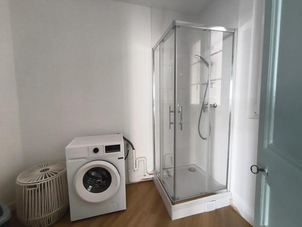 Paris 13e — rue Cantagrel — 2 pièces meublé de 36 m² entièrement  rénové, disponible immédiatement. Clé en main.