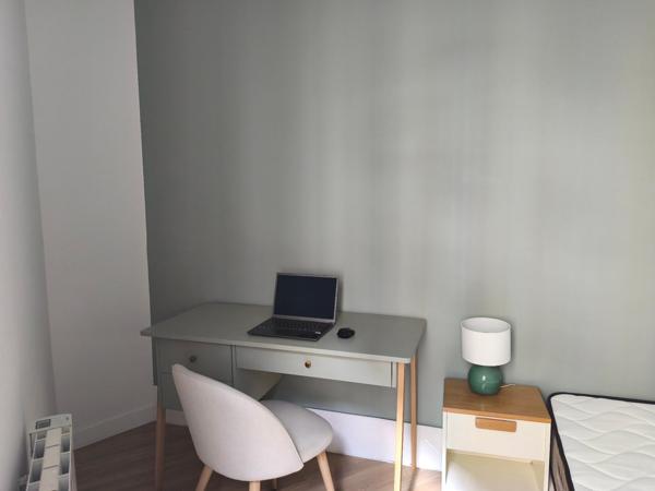 Paris 13e — rue Cantagrel — 2 pièces meublé de 36 m² entièrement  rénové, disponible immédiatement. Clé en main.