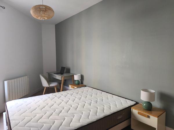 Paris 13e — rue Cantagrel — 2 pièces meublé de 36 m² entièrement  rénové, disponible immédiatement. Clé en main.