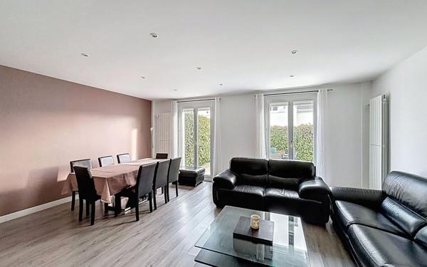 Maison à vendre    5 pièces • 105 m2 Voisins-le-Bretonneux