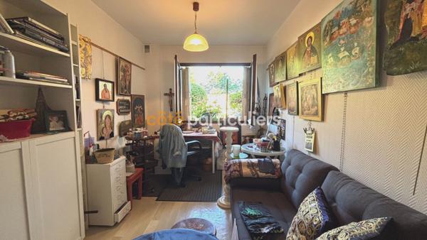 Vente
                Appartement106 m² - 4 Pièces -
                    BORDEAUX (33200)