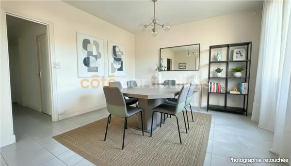 Vente
                Appartement106 m² - 4 Pièces -
                    BORDEAUX (33200)