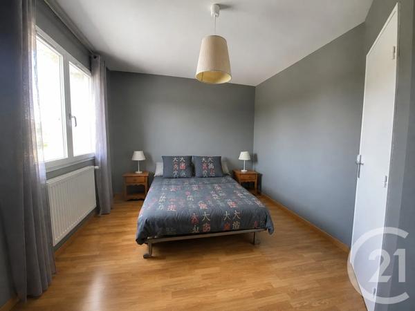 Maison à vendre  7 pièces - 171 m 2   GENAS  - 69