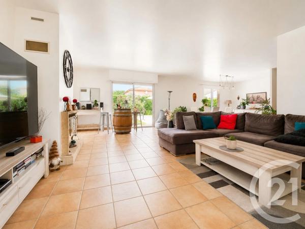 Maison à vendre  7 pièces - 171 m 2   GENAS  - 69