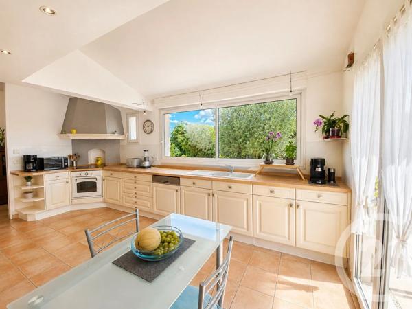 Maison à vendre  7 pièces - 171 m 2   GENAS  - 69