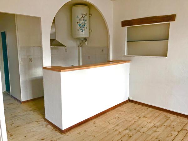 Dpt Pyrénées Orientales (66), à vendre PRADES appartement 3 pièces de 54 m² avec grenier de 11 m²