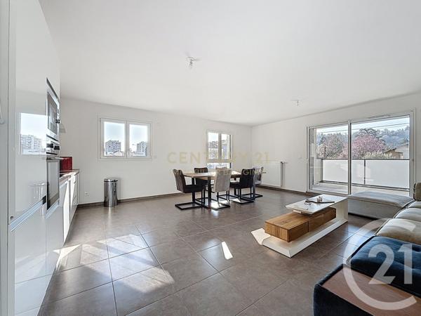 Appartement à vendre  4 pièces - 85,74 m2 BOURGOIN JALLIEU - 38
