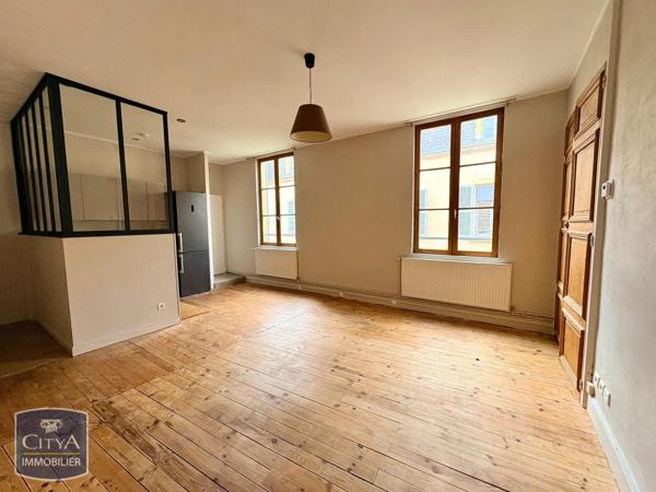 Appartement à louer 2 pièces 51m² Roanne (42300)
