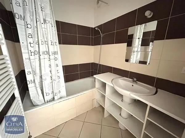 Appartement à louer 2 pièces 30m² Givors (69700)