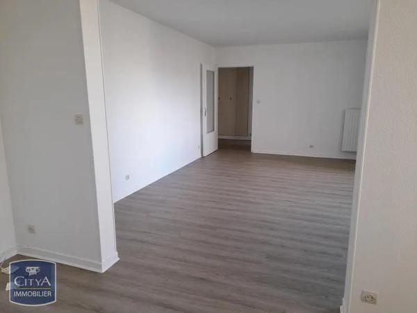 Appartement à louer 4 pièces 88m² Saint-Étienne (42100)