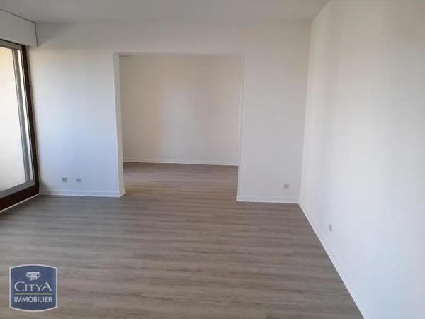 Appartement à louer 4 pièces 88m² Saint-Étienne (42100)