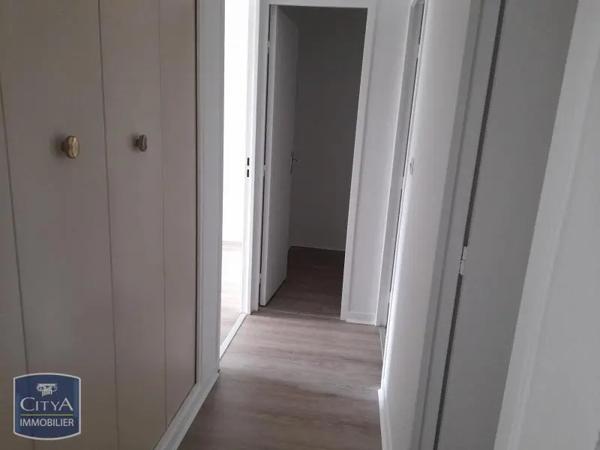 Appartement à louer 4 pièces 88m² Saint-Étienne (42100)