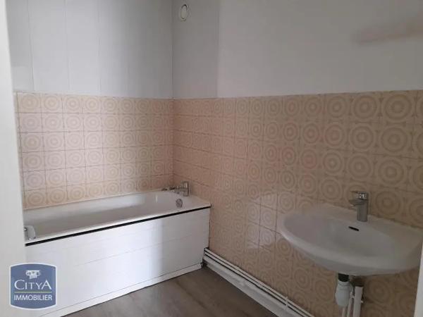 Appartement à louer 4 pièces 88m² Saint-Étienne (42100)