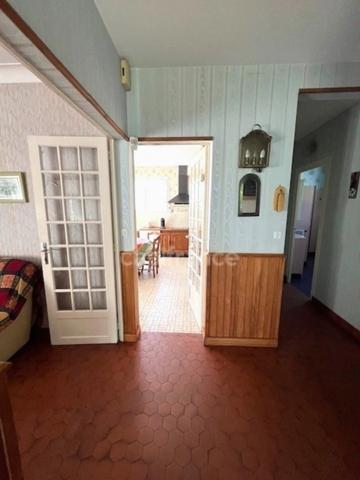 Maison à vendre 8 pièces SAINTES (17)