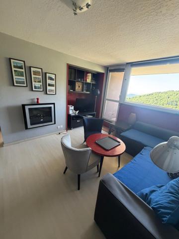 APPARTEMENT 48M2 TOUR DE LA BICHE
