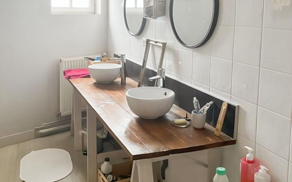 Maison à vendre    6 pièces •  Agonac