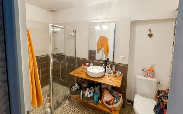 Maison à vendre    6 pièces •  Agonac