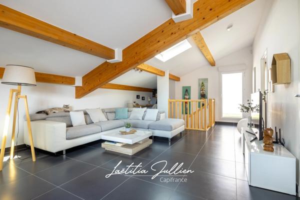En Exclusivité par Laëtitia JULLIEN – Marseille 12ème – Les Caillols – Duplex T4 de 94 m² avec deux terrasses, parking, garage et résidence récente