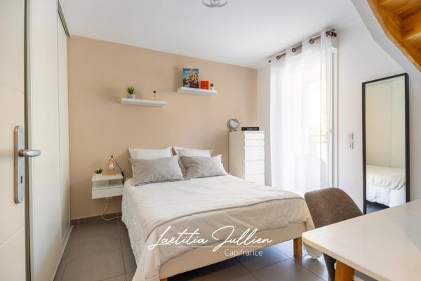 En Exclusivité par Laëtitia JULLIEN – Marseille 12ème – Les Caillols – Duplex T4 de 94 m² avec deux terrasses, parking, garage et résidence récente