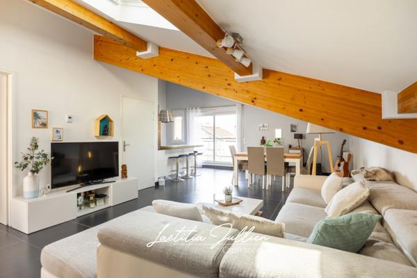 En Exclusivité par Laëtitia JULLIEN – Marseille 12ème – Les Caillols – Duplex T4 de 94 m² avec deux terrasses, parking, garage et résidence récente