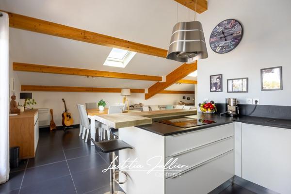 En Exclusivité par Laëtitia JULLIEN – Marseille 12ème – Les Caillols – Duplex T4 de 94 m² avec deux terrasses, parking, garage et résidence récente
