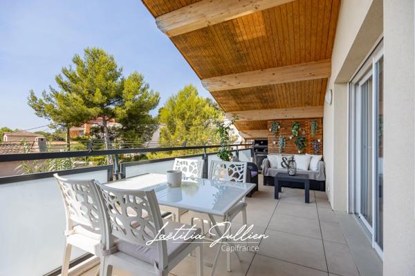 En Exclusivité par Laëtitia JULLIEN – Marseille 12ème – Les Caillols – Duplex T4 de 94 m² avec deux terrasses, parking, garage et résidence récente