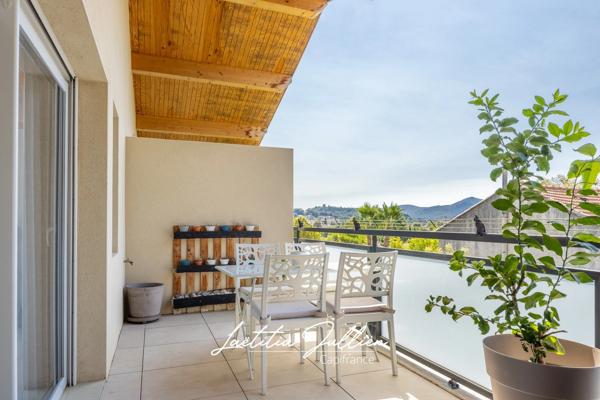 En Exclusivité par Laëtitia JULLIEN – Marseille 12ème – Les Caillols – Duplex T4 de 94 m² avec deux terrasses, parking, garage et résidence récente