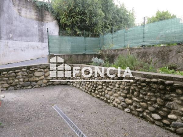 Location Appartement 4 pièces 78.7 m² - 49 PLACE GAMBETTA Oloron Sainte Marie 64400