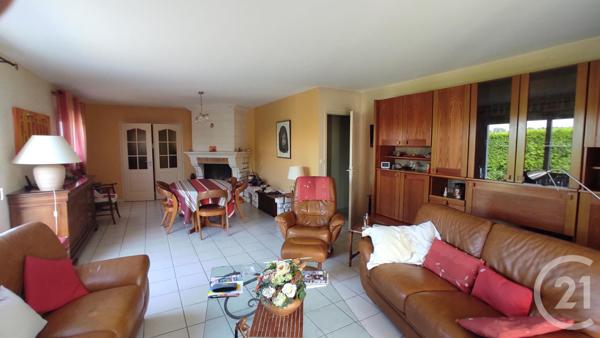 Maison à vendre  4 pièces - 119,60 m2 SAINTES - 17