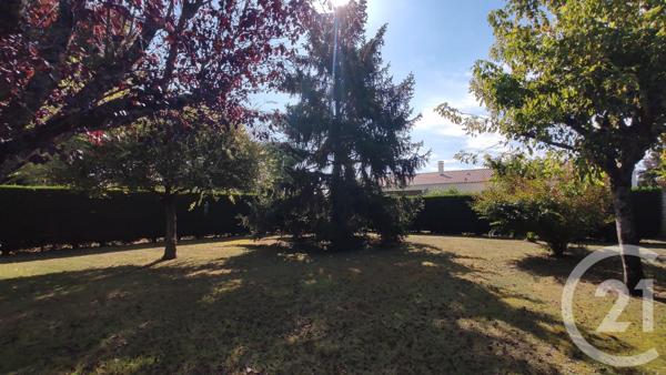 Maison à vendre  4 pièces - 119,60 m2 SAINTES - 17