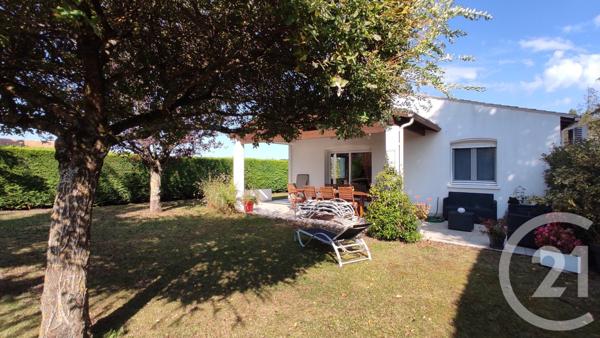 Maison à vendre  4 pièces - 119,60 m2 SAINTES - 17