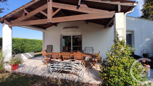 Maison à vendre  4 pièces - 119,60 m2 SAINTES - 17