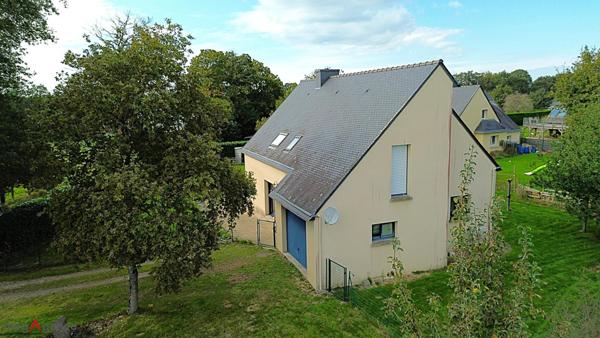 Maison à SAINT-GUYOMARD, 56460 - 8 pièces 142m²