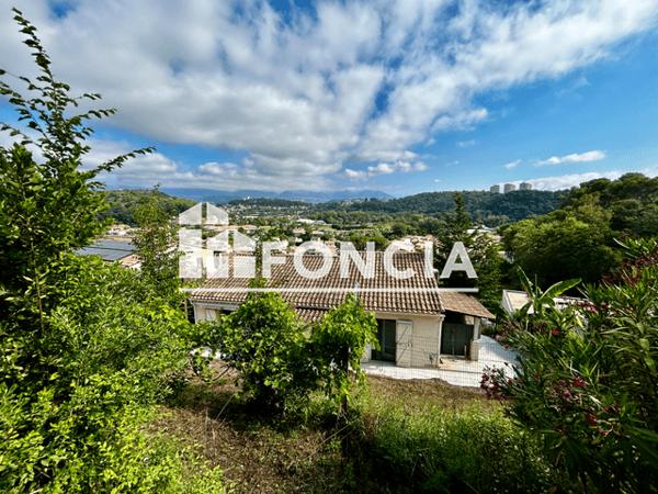 Location Maison 5 pièces 159.15 m² - 768 Avenue du Loubet Villeneuve-loubet 06270