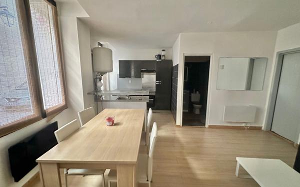 Appartement à vendre    2 pièces •  Romans-sur-Isère