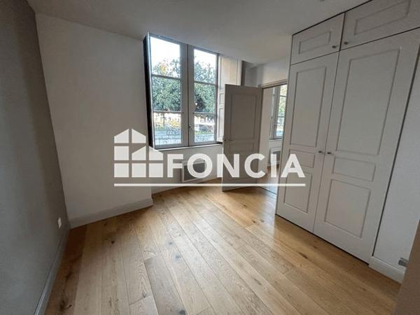 Location Appartement 2 pièces 41.7 m² - 12 PLACE GRAMONT Pau 64000