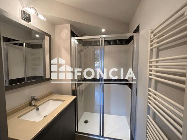 Location Appartement 2 pièces 41.7 m² - 12 PLACE GRAMONT Pau 64000