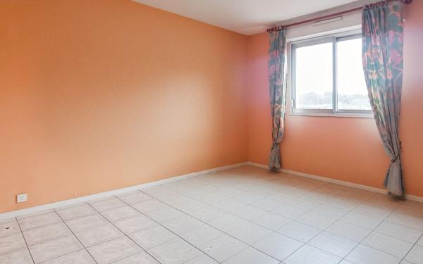 Appartement à vendre    4 pièces • 81,87 m2 Tours