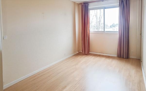 Appartement à vendre    4 pièces • 81,87 m2 Tours