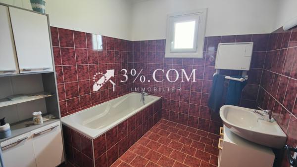 Maison
                                                                                                                                                                                                                                                                                                                        5 pièce(s)                                                                                                                                                                                                          4 chambre(s)                                                                                                                                                                                                          148.7  m²