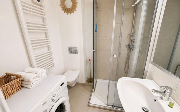 Appartement à vendre    3 pièces • 64 m2 Cannes