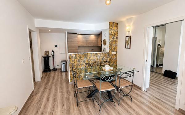 Appartement à vendre    3 pièces • 64 m2 Cannes