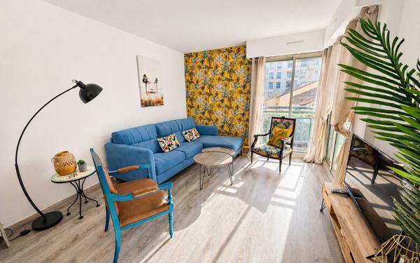 Appartement à vendre    3 pièces • 64 m2 Cannes