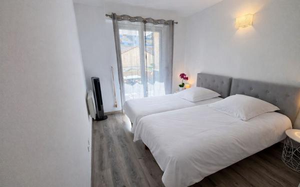 Appartement à vendre    3 pièces • 64 m2 Cannes