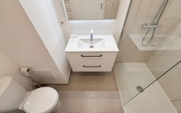 Appartement à vendre    3 pièces • 64 m2 Cannes