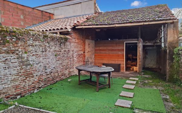 Maison à vendre    4 pièces •  Saint-Porquier