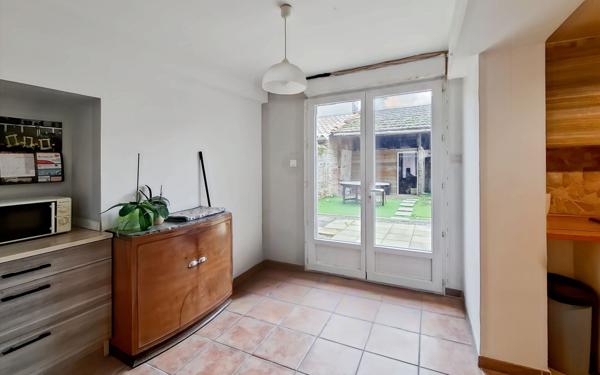 Maison à vendre    4 pièces •  Saint-Porquier