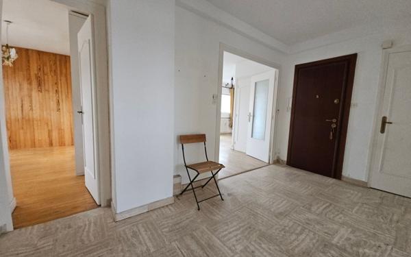 Appartement à vendre    3 pièces • 69,11 m2 Saint-Étienne