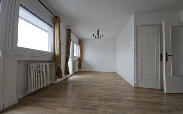 Appartement à vendre    3 pièces • 69,11 m2 Saint-Étienne